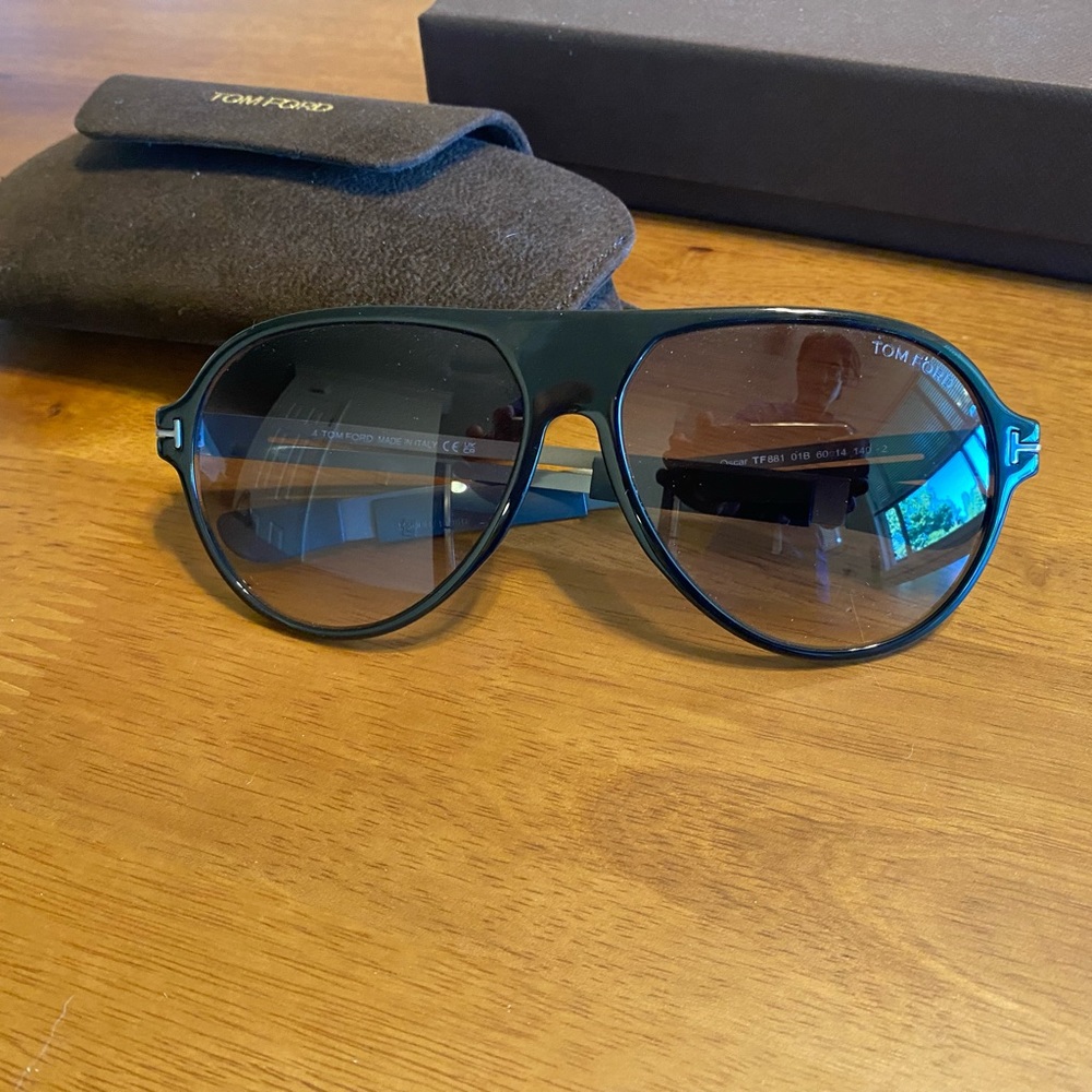 Tom Ford Sunglasses, unworn with box! Style #FT0881